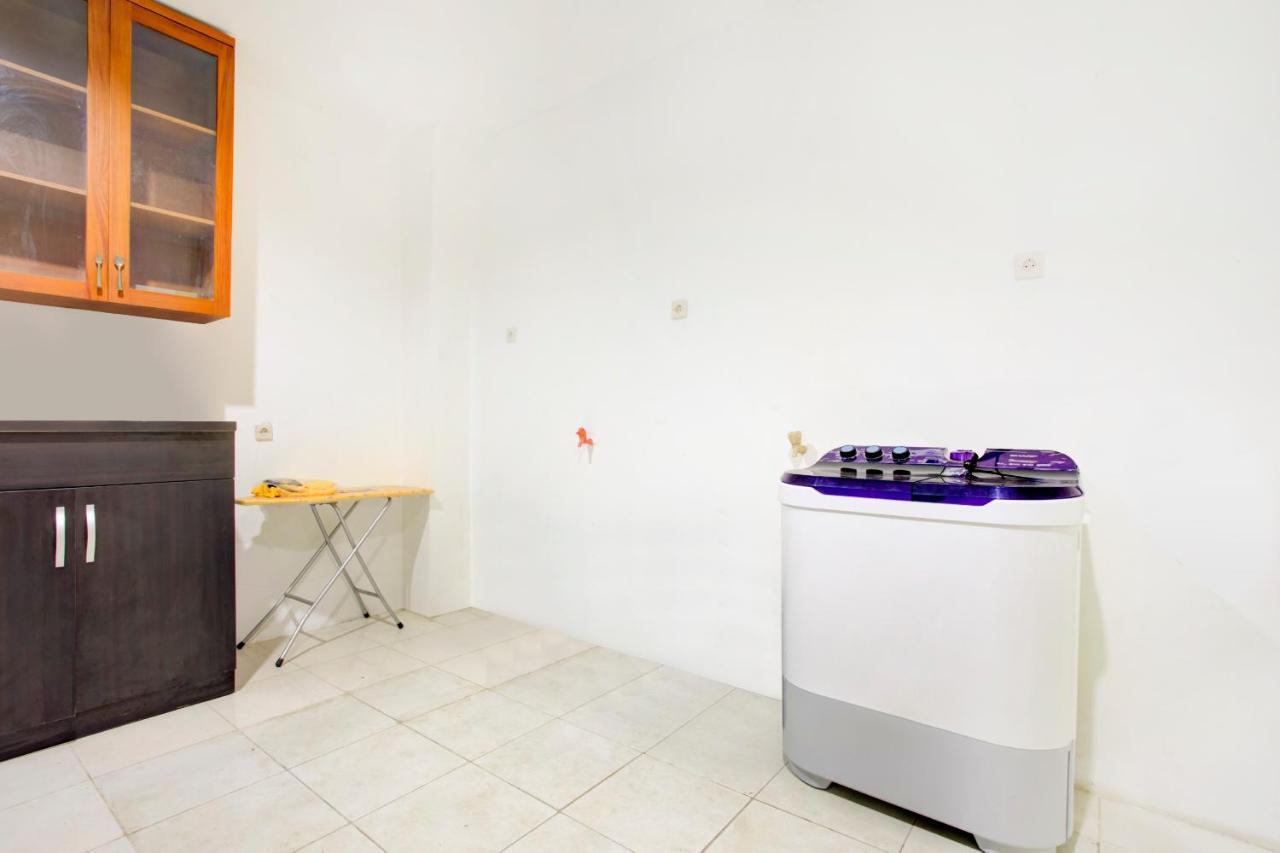 Hotel Vaccinated Staff - Spot On 3928 Terrace House Syariah Pondoktjing Dua Exterior foto